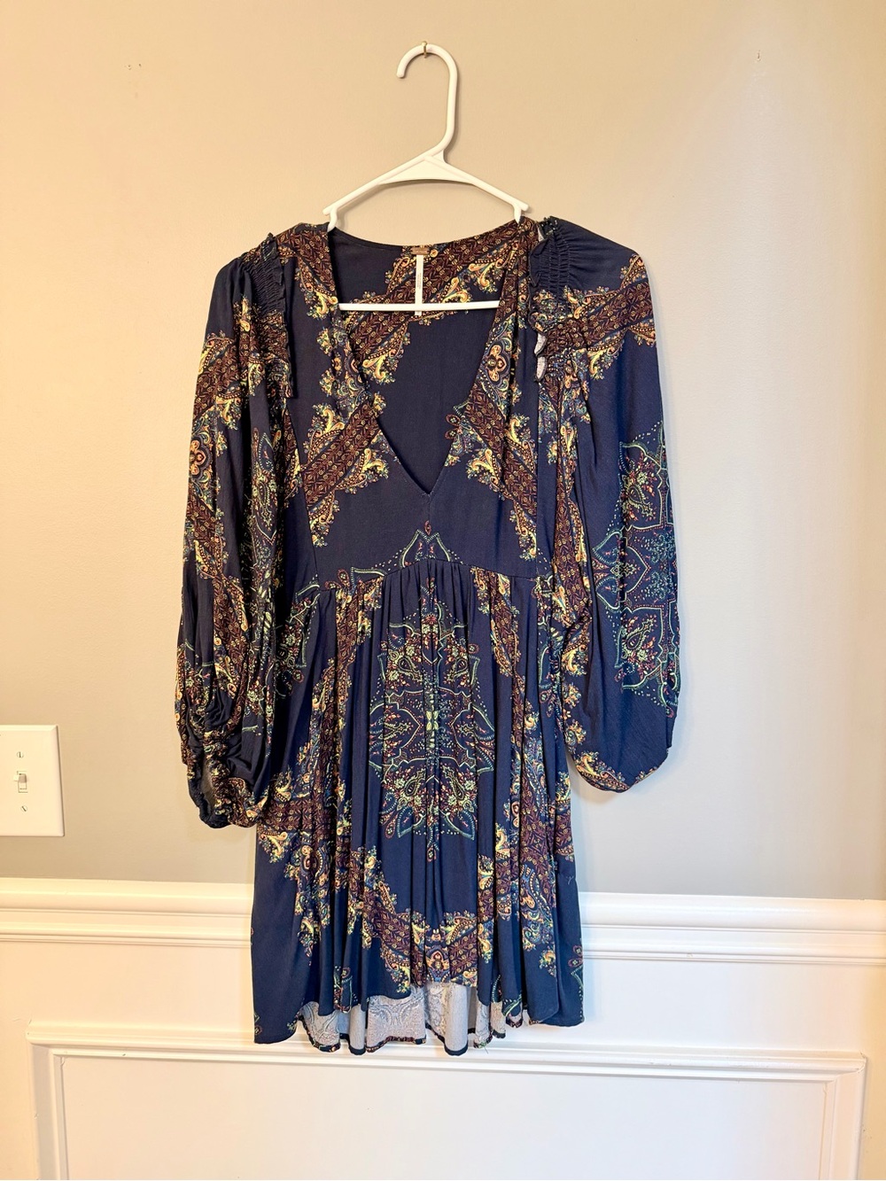 Free People Boho Navy Floral Print V-Neck Women’s tunic/dress